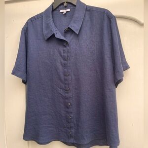Cool, comfortable navy blue linen shirt by Calmé. Size XL. Excellent condition.
